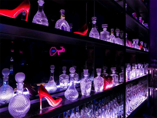 Top 10 quán bar quận 1 được yêu thích ở Sài Gòn 2 Top 10 quán bar quận 1 được yêu thích ở Sài Gòn - 2