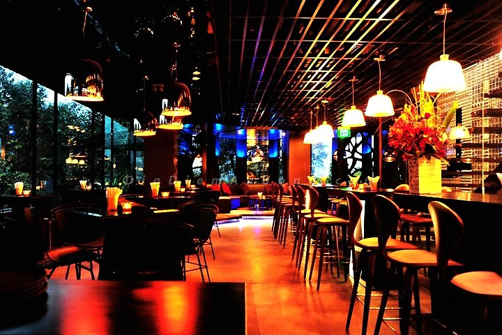 Top 10 quán bar quận 1 được yêu thích ở Sài Gòn 3 Top 10 quán bar quận 1 được yêu thích ở Sài Gòn - 3