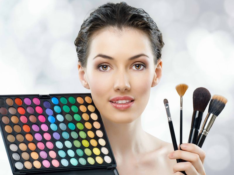 Top 9 phấn mắt được yêu thích nhiều nhất 2021 10 Công dụng của phấn mắt