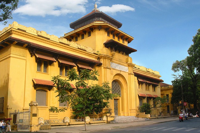 Hà Nội có 1 trường đại học danh giá: Muốn thi đỗ phải học cực "trâu bò", kiến trúc thì đẹp thôi rồi, chẳng khác nào lâu đài cổ - Ảnh 4. Hà Nội có 1 trường đại học danh giá: Muốn thi đỗ phải học cực "trâu bò", kiến trúc thì đẹp thôi rồi, chẳng khác nào lâu đài cổ - Ảnh 4.