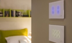 Phân loại công tắc thông minh