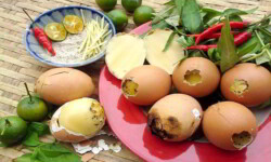 Cách làm trứng gà nướng ngon