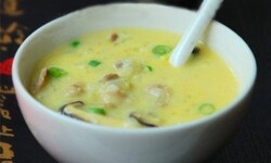 Cháo trứng thịt bò và nấm