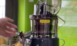 Review máy ép chậm Gesun được quan tâm nhất hiện nay - 1