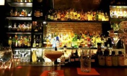 Top 10 quán bar quận 1 được yêu thích ở Sài Gòn - 1