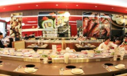 Thưởng thức lẩu Buffet Kichi Kichi ngon, lạ