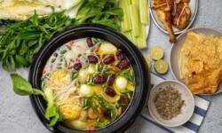 Lẩu gà ớt hiểm