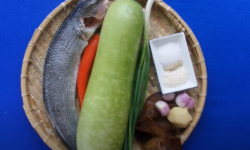 Cách làm món cá lóc hấp bầu