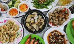 Top 10 quán ốc quận 4 không thể bỏ qua - 1
