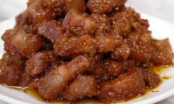 Thịt ba chỉ xào mắm ruốc