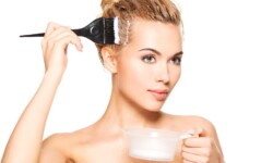 Vì sao nên sử dụng thuốc nhuộm tóc