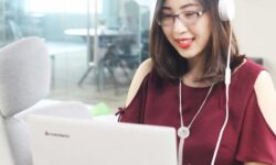Tự Tin Thuyết Trình Bằng Tiếng Anh Sau 8 Buổi Học Online Tiếng Anh 1 Kèm 1